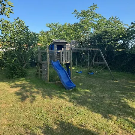 Βίλα Family Surf Sur Un Terrain Arboree Et Clos, Calme Et Repos Longeville-sur-Mer