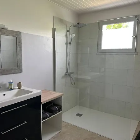 Βίλα Family Surf Sur Un Terrain Arboree Et Clos, Calme Et Repos Longeville-sur-Mer