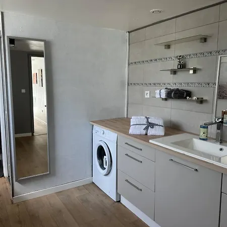 Villa Family Surf Sur Un Terrain Arborée Et Clos, Calme Et Repos *