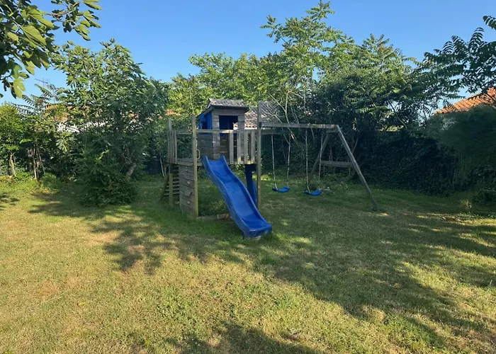 别墅 Family Surf Sur Un Terrain Arboree Et Clos, Calme Et Repos 滨海隆热维勒